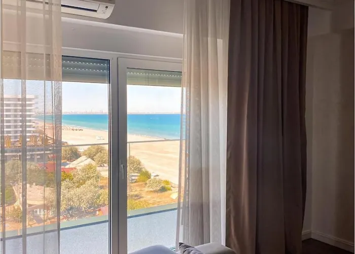 Summer 607 White Tower Daire *